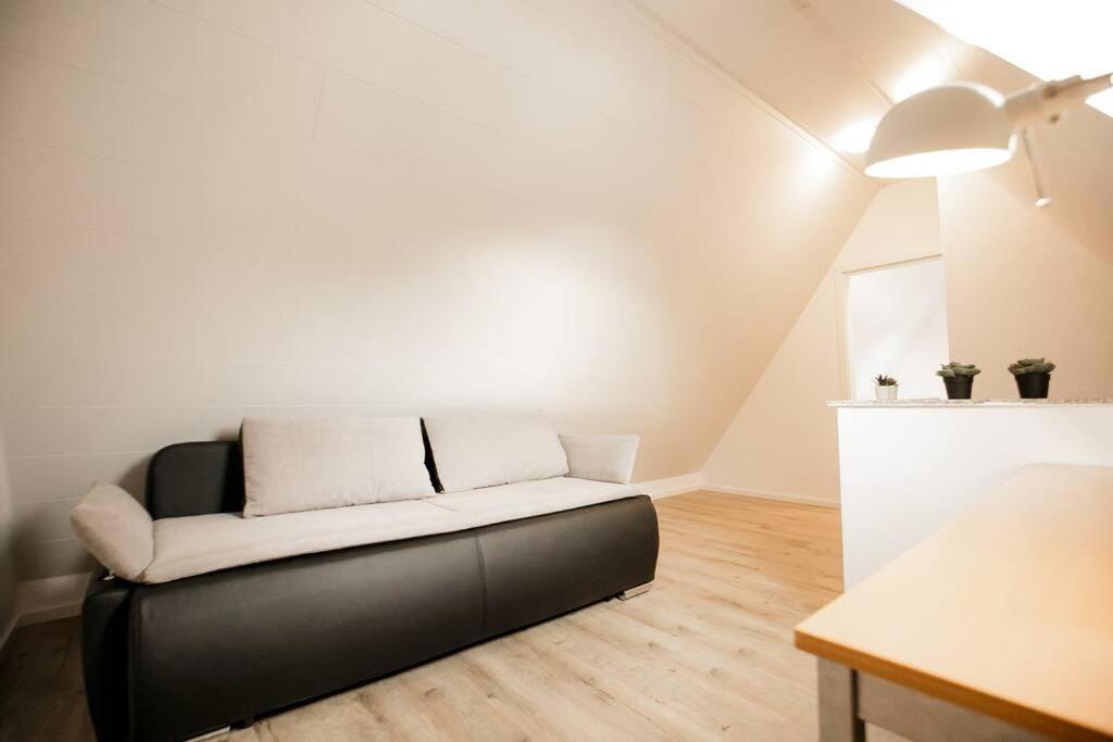 Bonquartier - House - Garden - Forest - Top Road Connection Siegburg Esterno foto